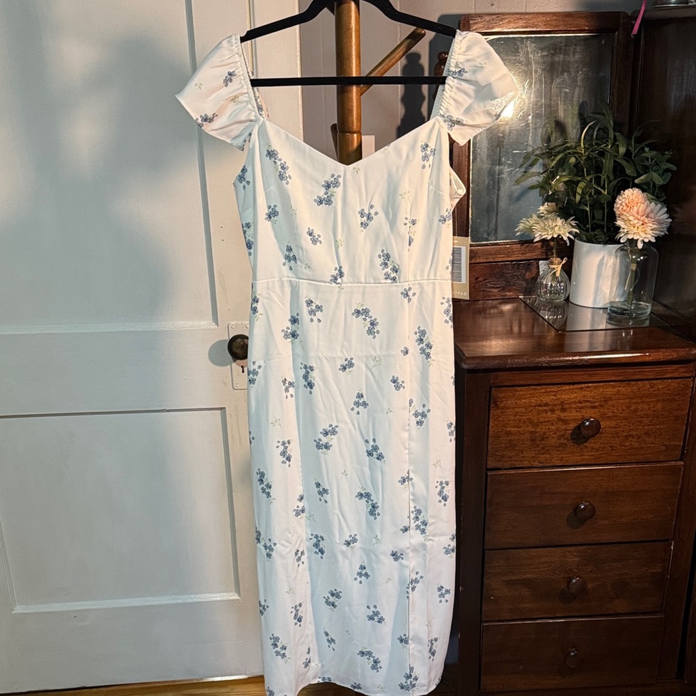 🤍 JustFab Blue Floral Midi Dress — NWT Size S